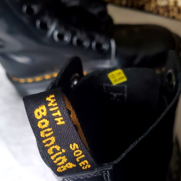 Doc Marten Molly boots - Picture 5 of 6